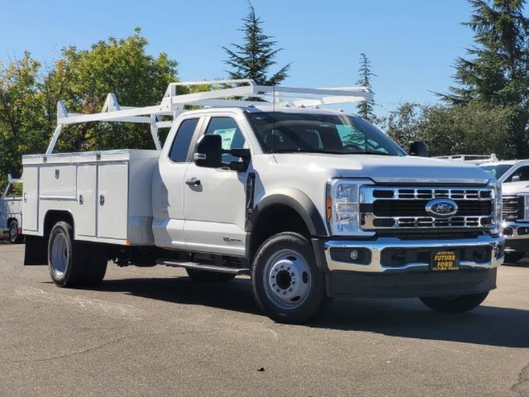 2026 Ford F-550SD XL