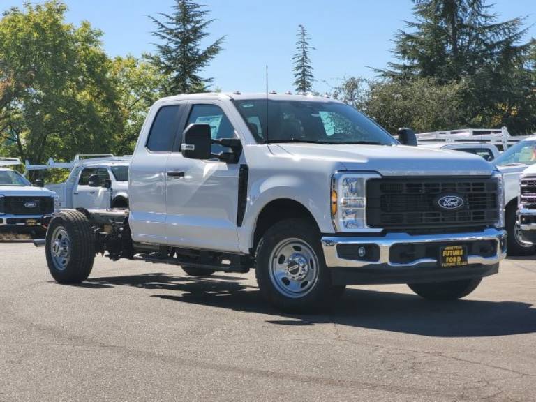 2027 Ford F-350SD XL