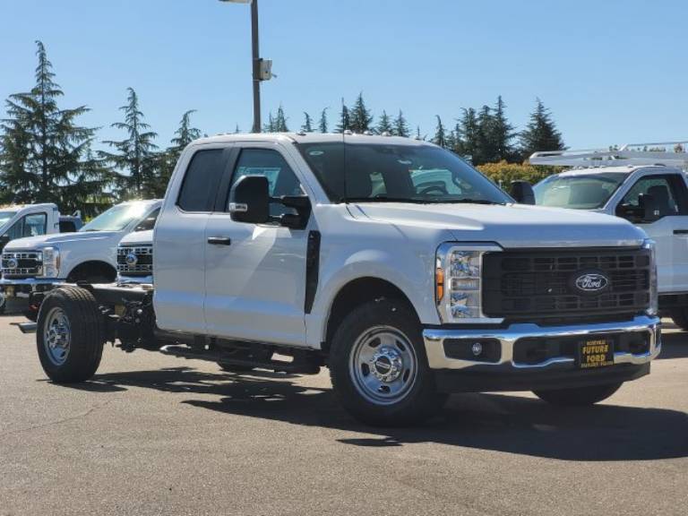 2027 Ford F-350SD XL