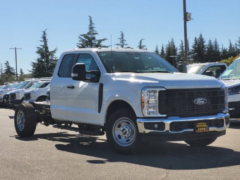 2027 Ford F-350SD XL