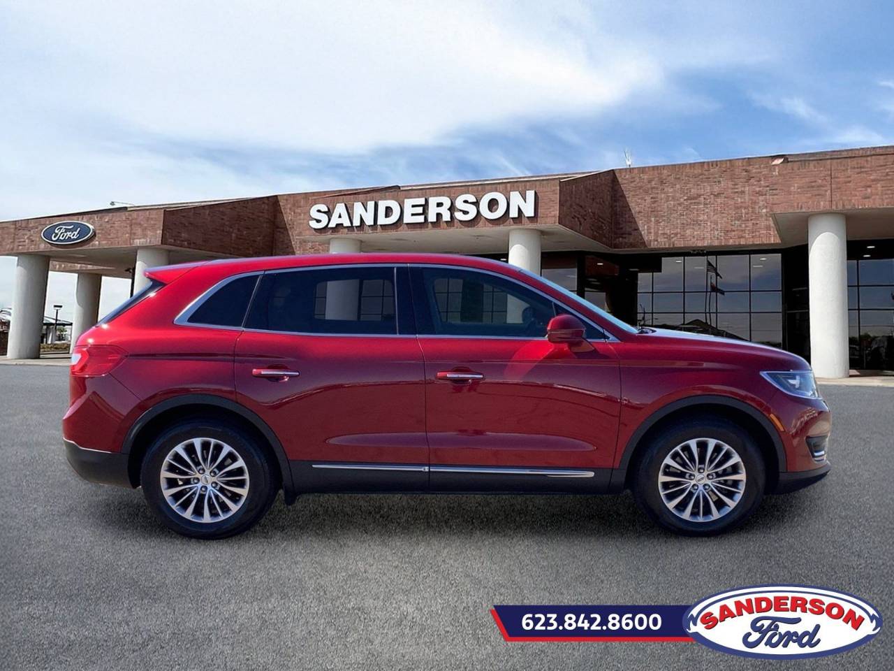 Used 2016 Lincoln MKX Select with VIN 2LMTJ6KR2GBL42423 for sale in Glendale, AZ