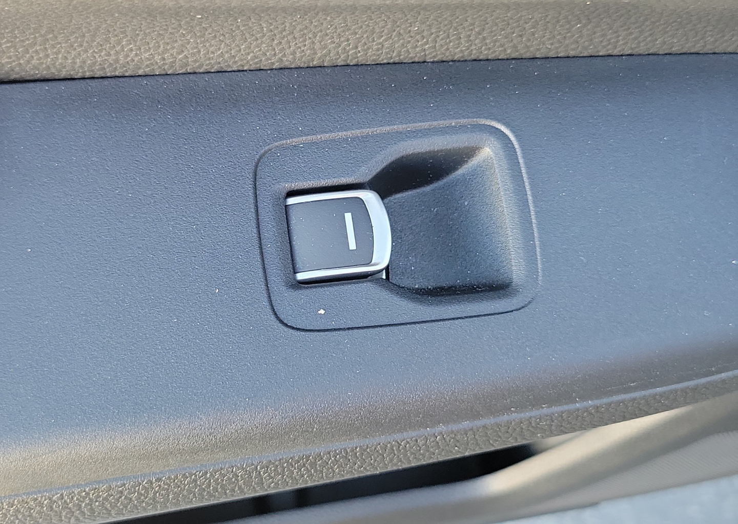 2025 Honda CR-V EX-L - Photo 16