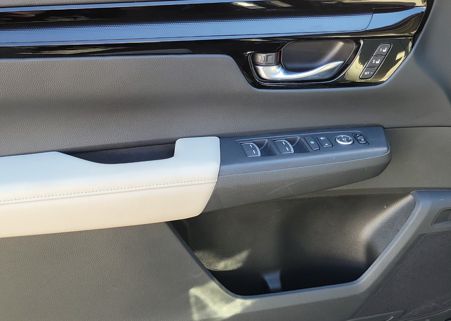 2025 Honda CR-V EX-L - Photo 20