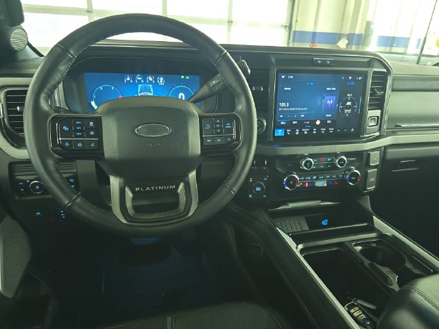2025 Ford F-250 Super Duty Platinum - Photo 21