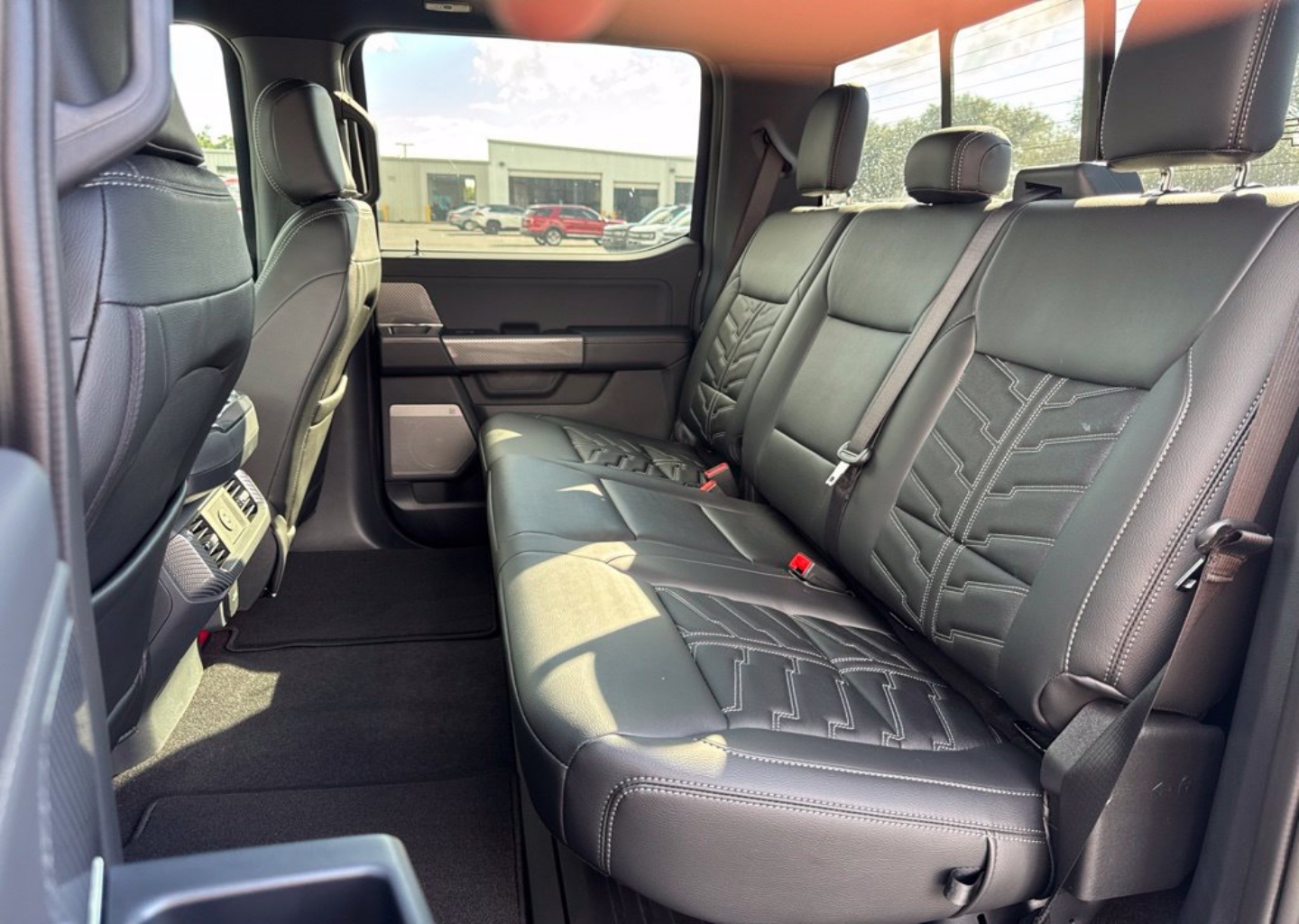 2026 Ford F-150 XLT - Photo 17