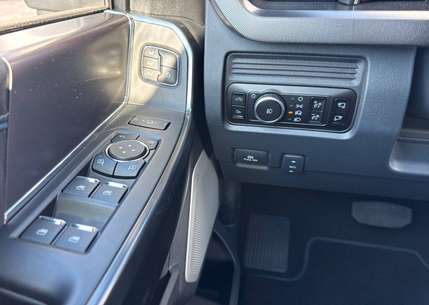 2026 Ford F-250 Super Duty Platinum - Photo 31