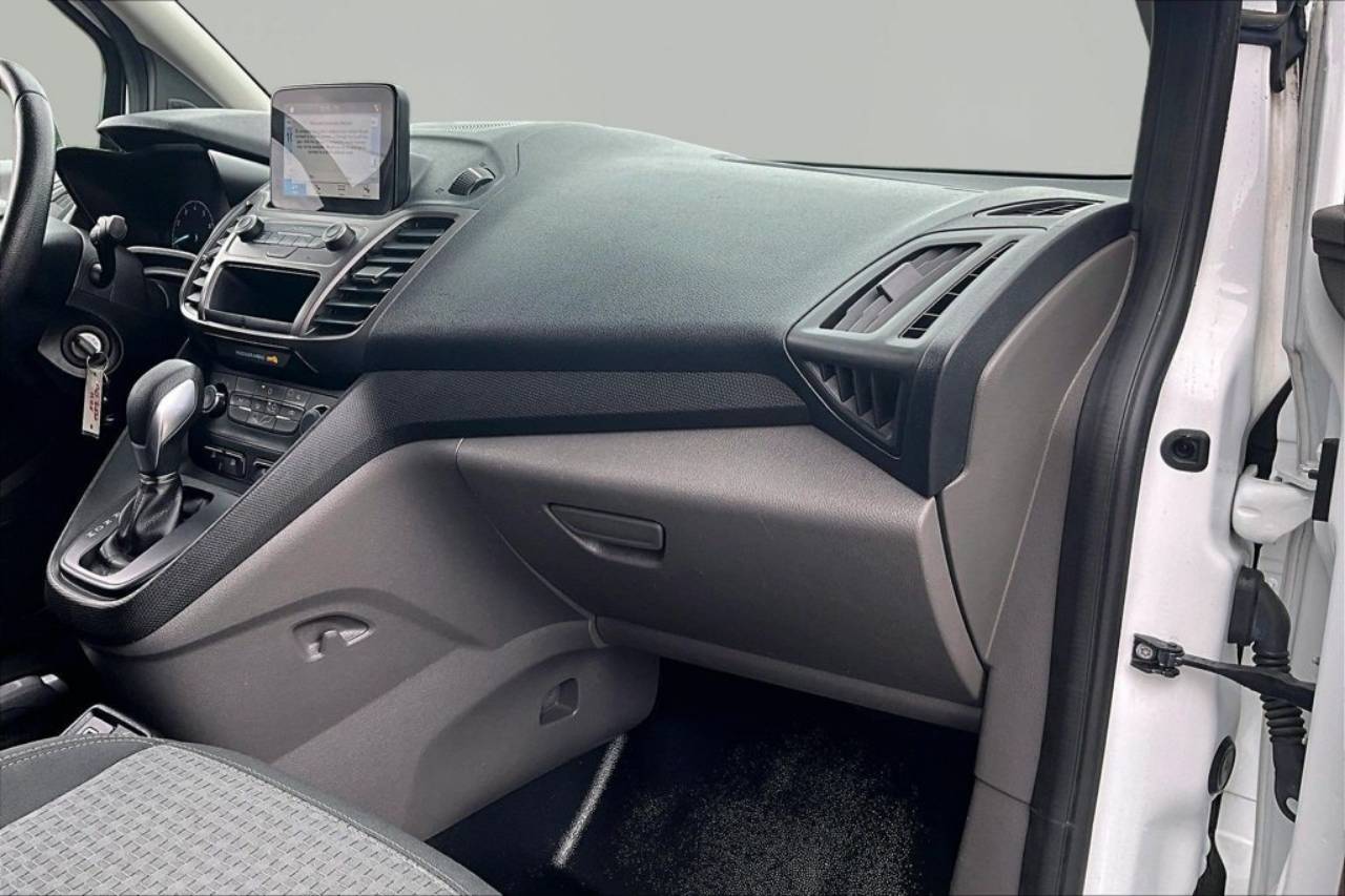 2019 Ford Transit Connect XLT - Photo 17