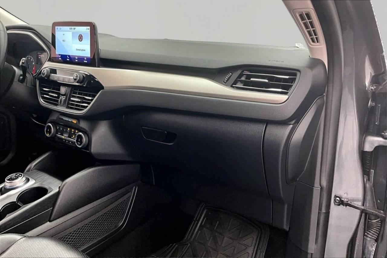 2022 Ford Escape SEL - Photo 17