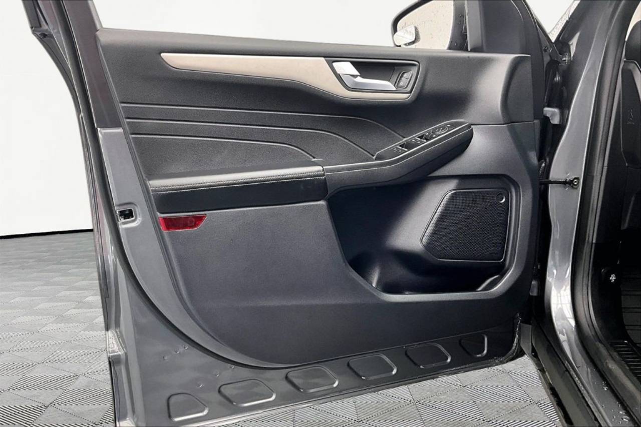 2022 Ford Escape SEL - Photo 23