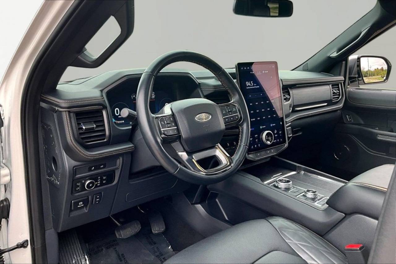 2024 Ford Expedition Platinum - Photo 14