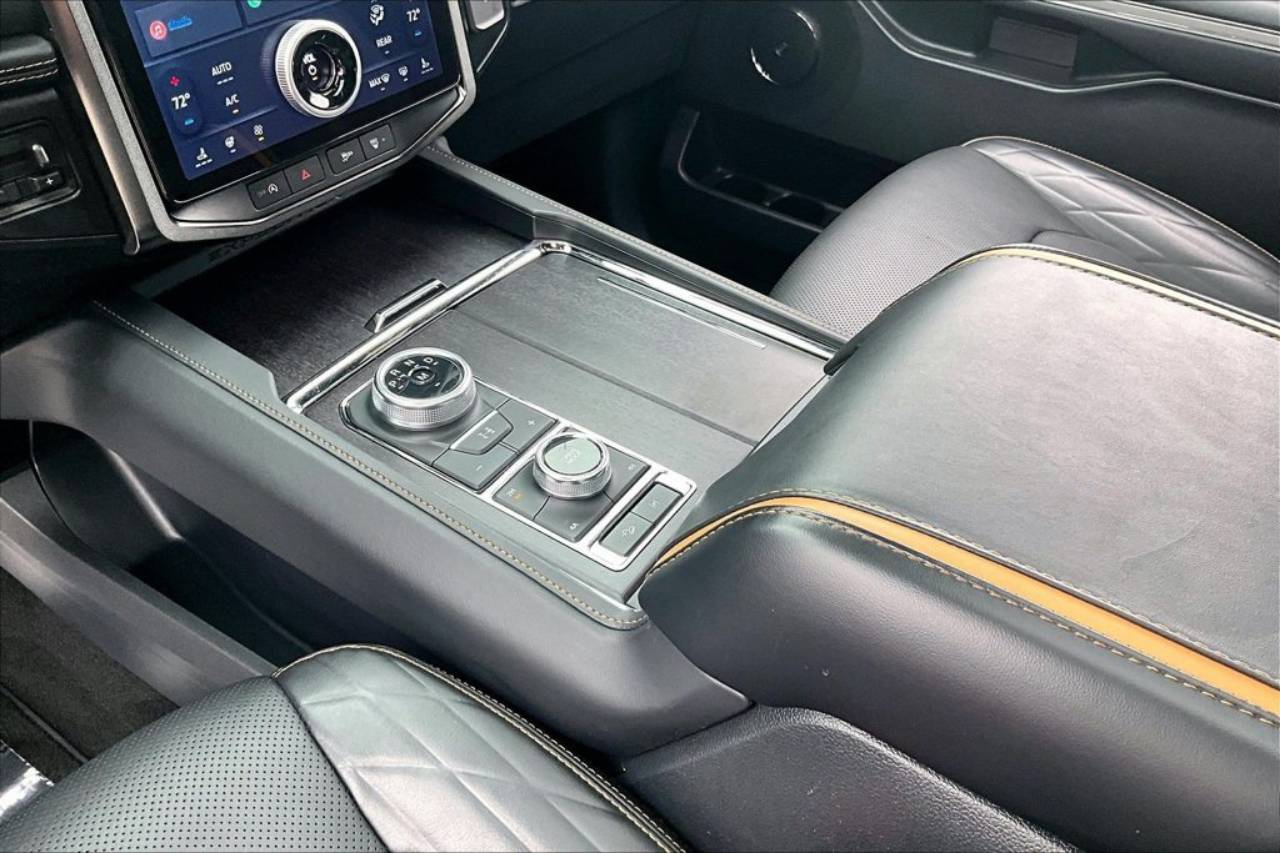 2024 Ford Expedition Platinum - Photo 15