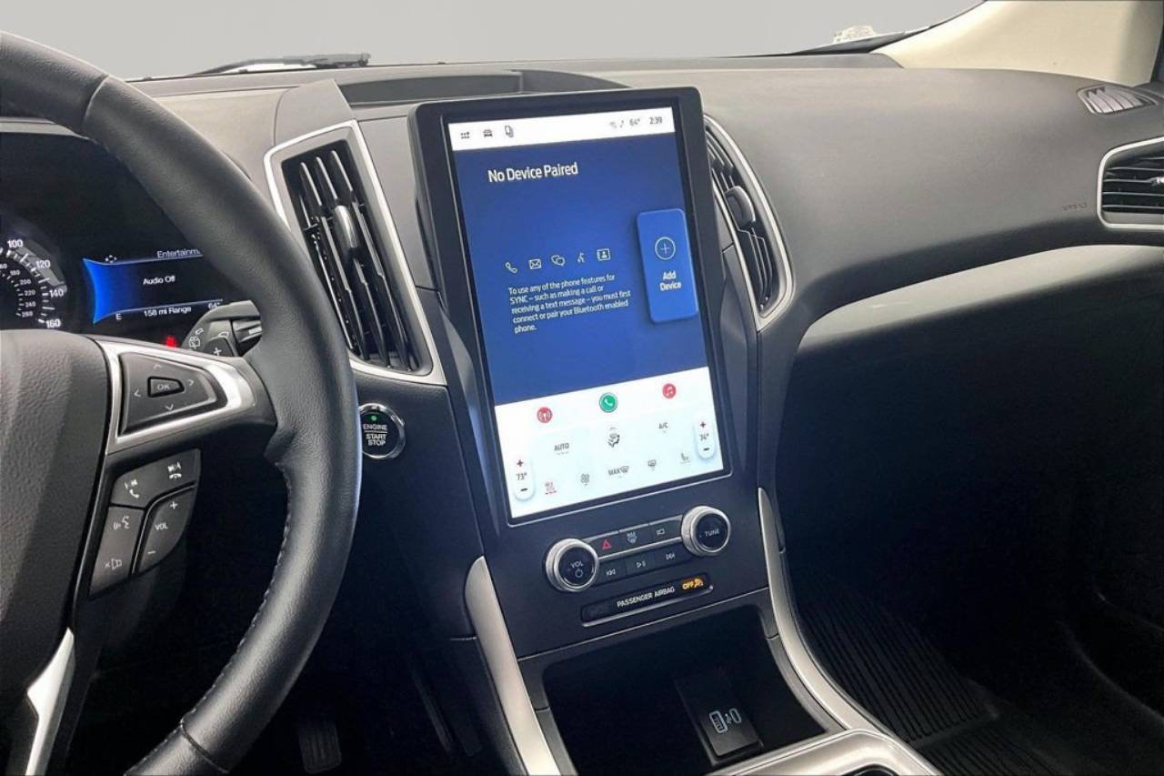 2024 Ford Edge SEL - Photo 6