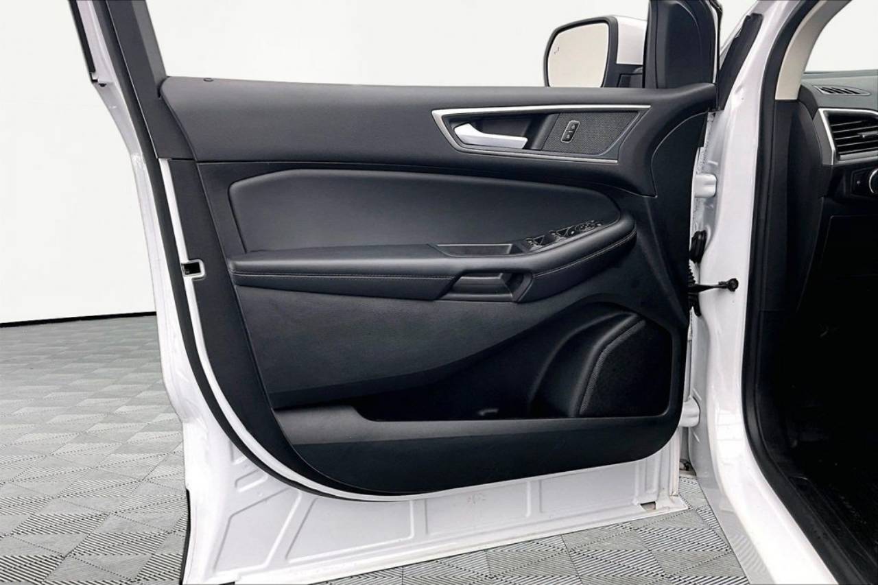 2024 Ford Edge SEL - Photo 23