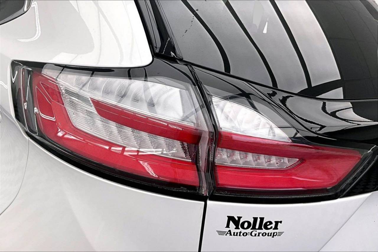 2024 Ford Edge SEL - Photo 30