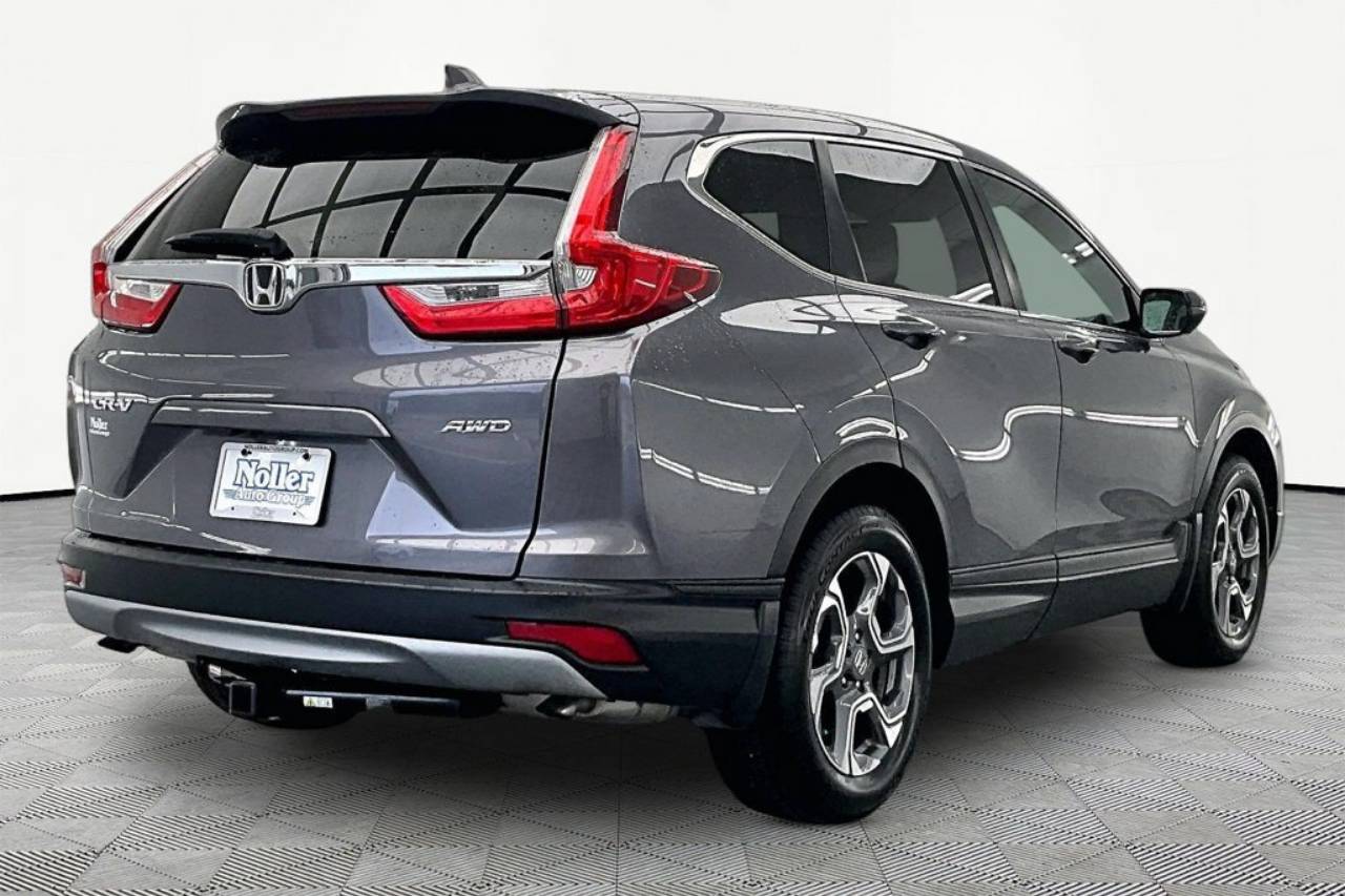 Certified 2018 Honda CR-V EX with VIN 7FARW2H55JE058193 for sale in Kansas City