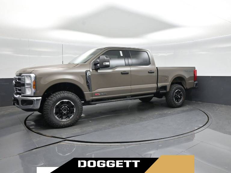 2027 Ford Super Duty F-250 SRW XLT
