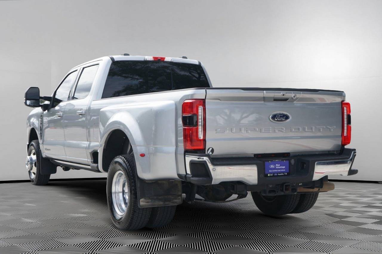 Used 2023 Ford Super Duty F-350 DRW LARIAT, photo 6