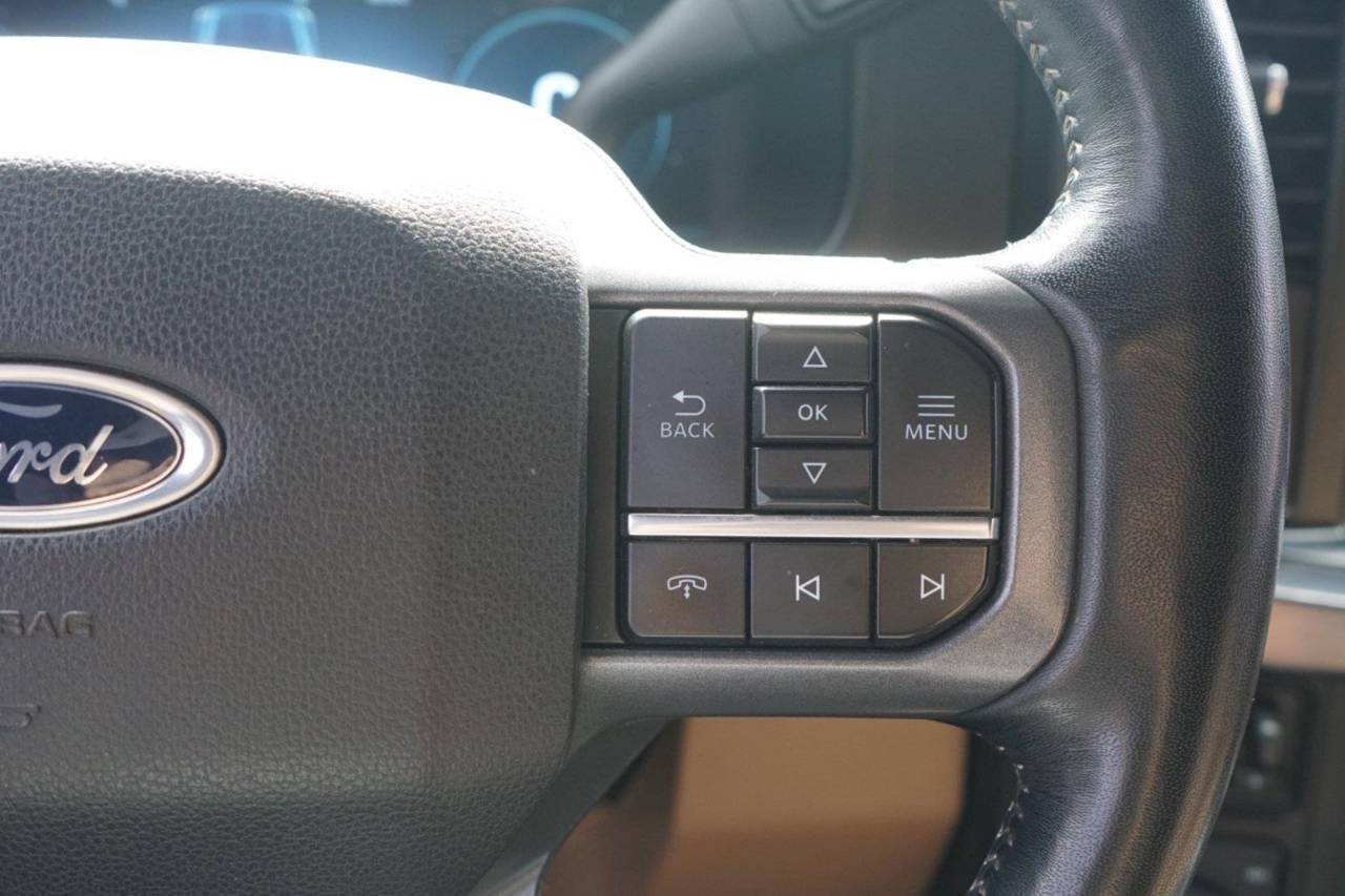 Used 2023 Ford Super Duty F-350 DRW LARIAT, photo 14
