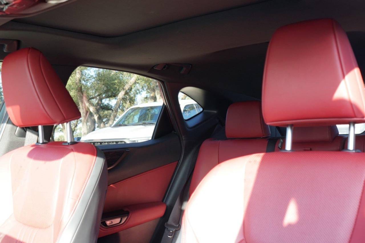 Used 2025 Lexus NX 350H Premium, photo 10