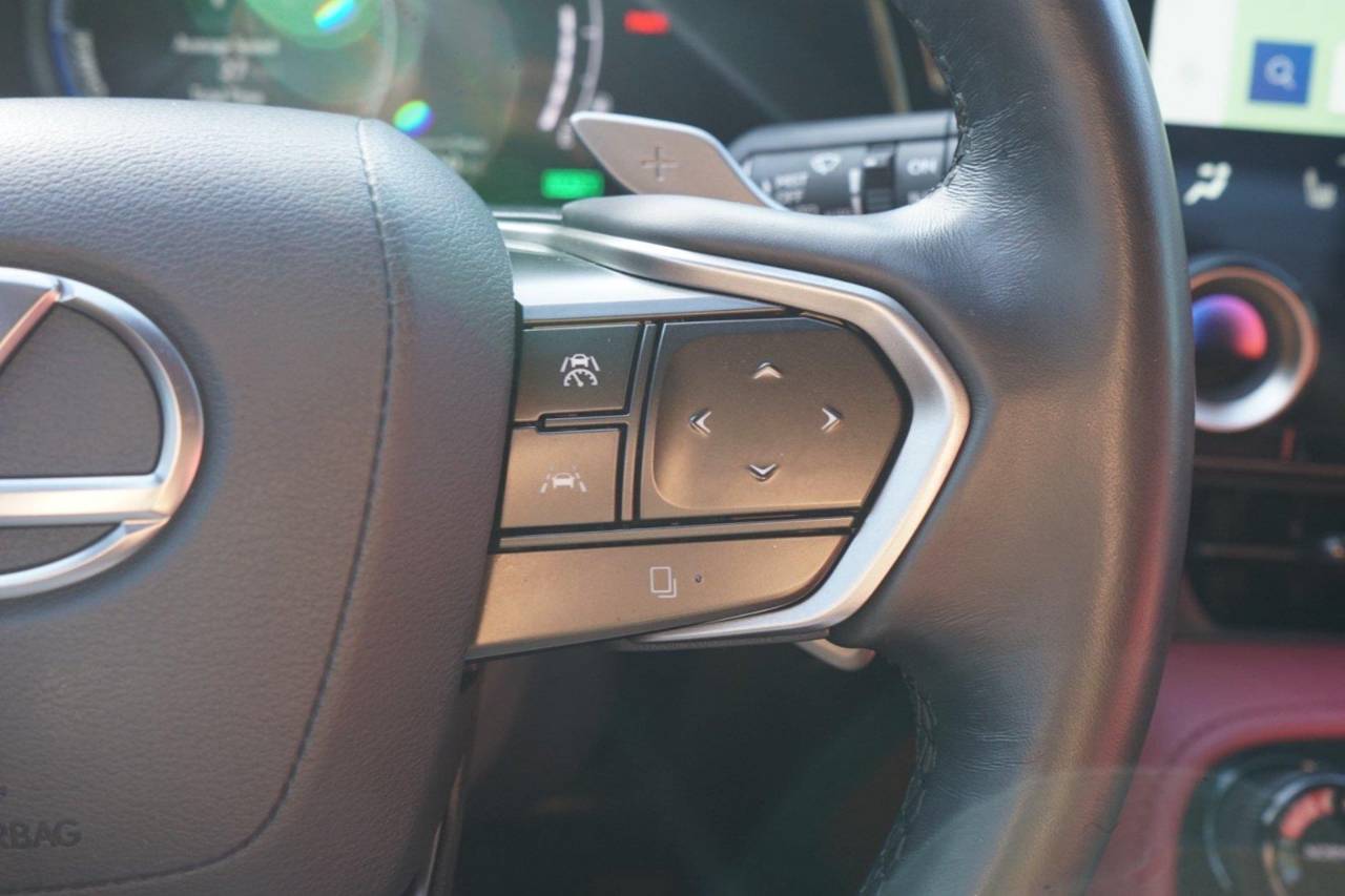 Used 2025 Lexus NX 350H Premium, photo 15