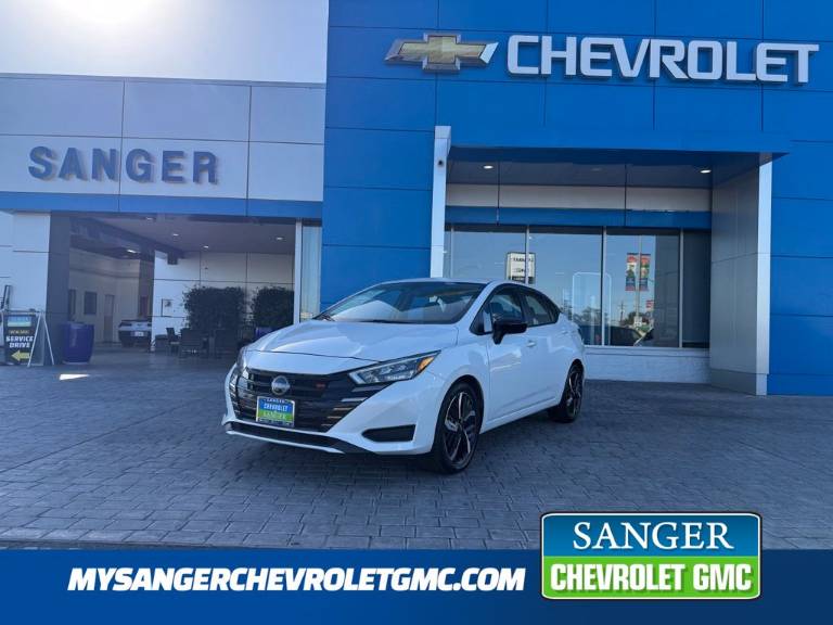 2025 Nissan Versa 1.6 SR