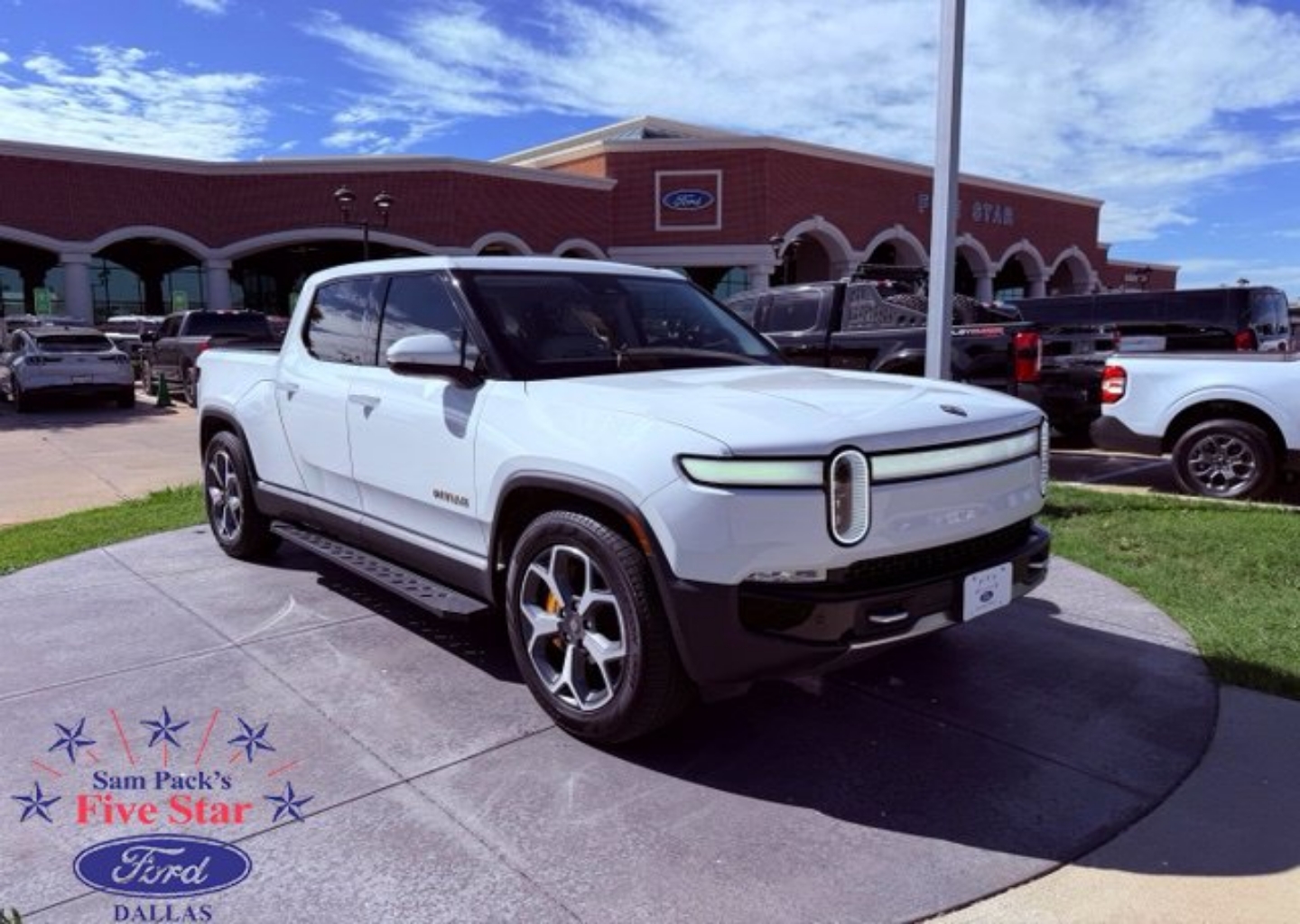 2022 Rivian R1T
