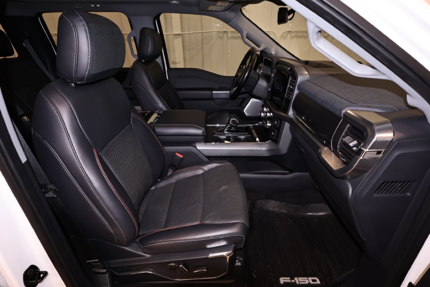 2021 Ford F-150 Lariat - Photo 21