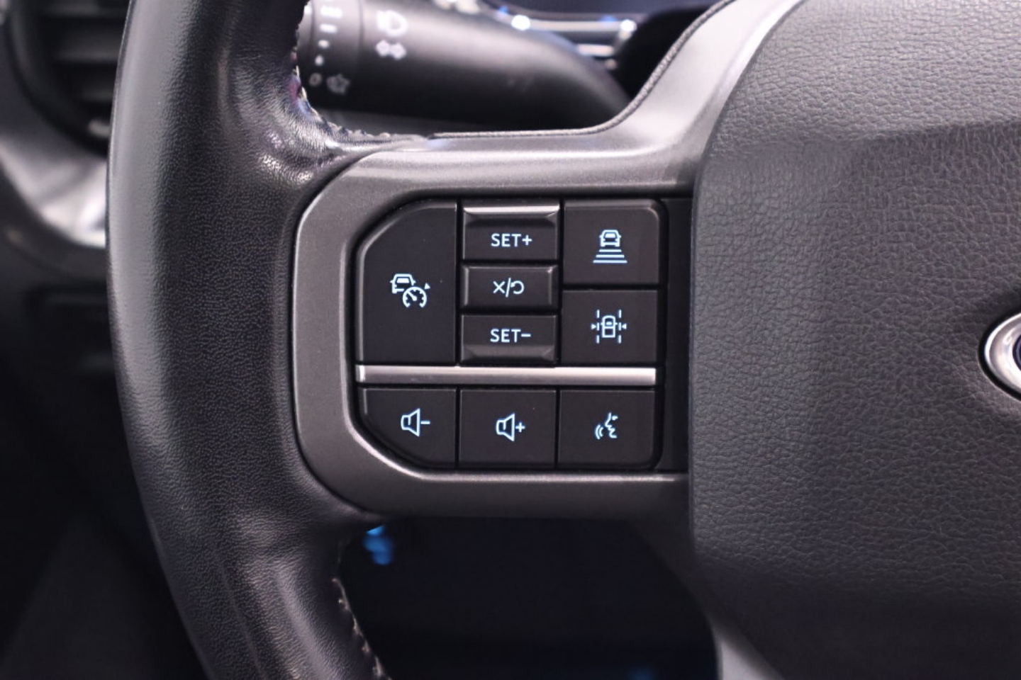 2021 Ford F-150 Lariat - Photo 25