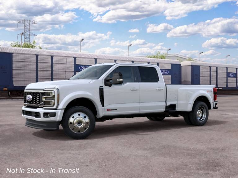 2027 Ford Super Duty F-450 DRW Platinum