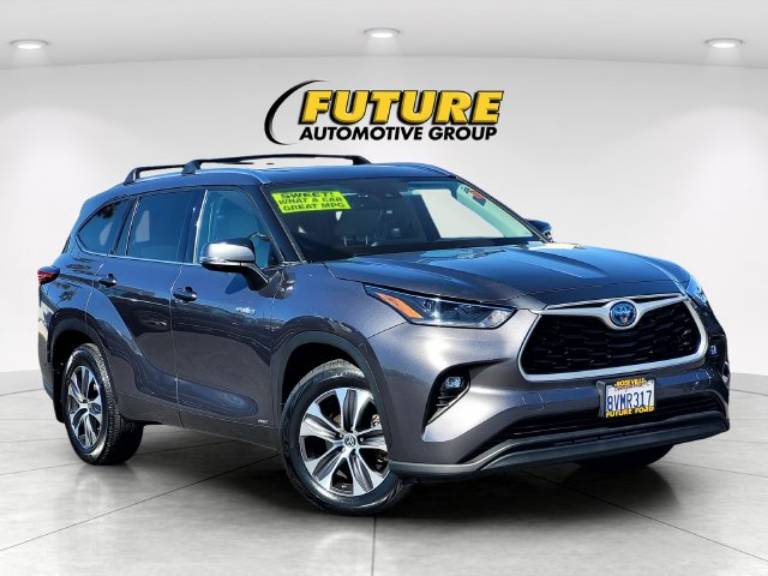 2021 Toyota Highlander Hybrid XLE