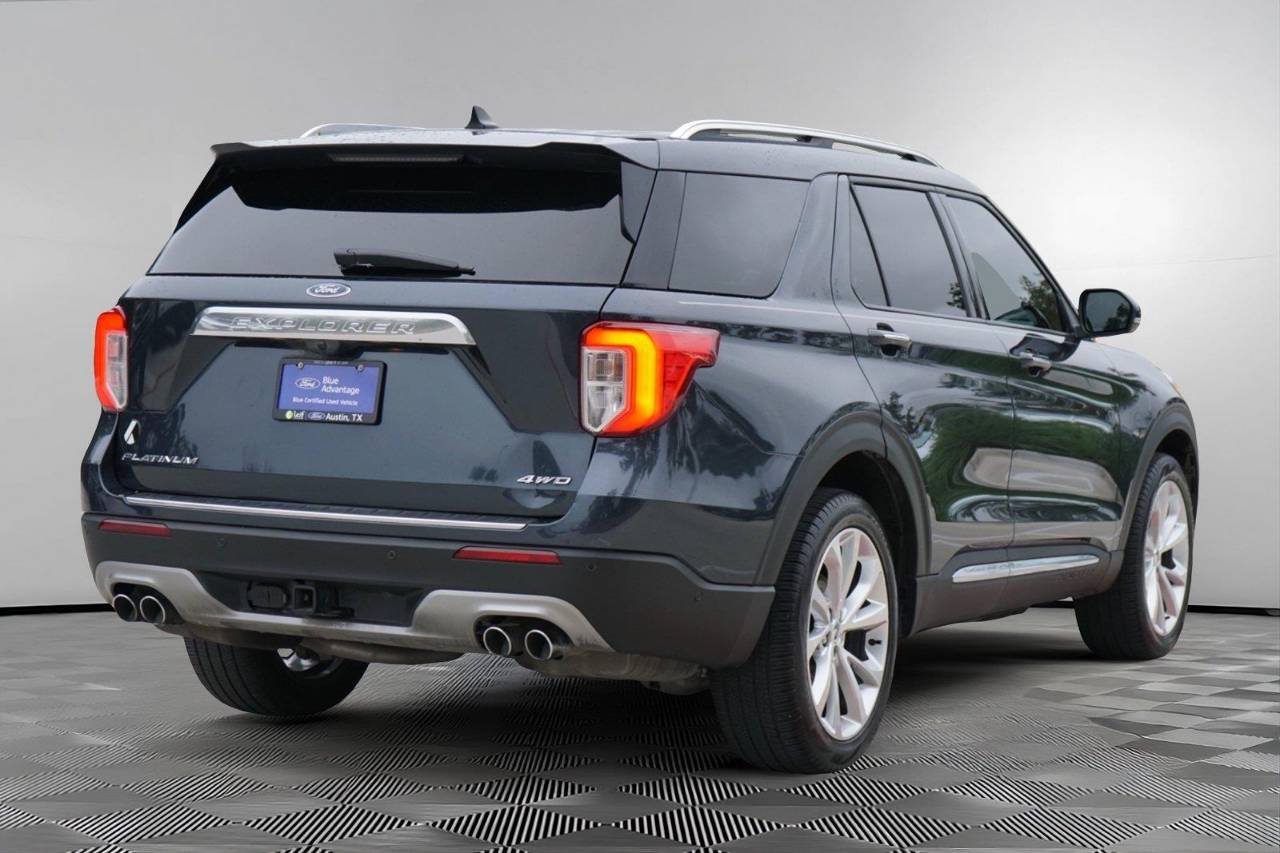 Used 2022 Ford Explorer Platinum, photo 5