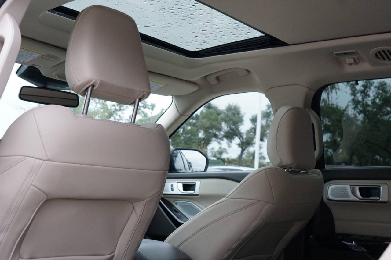 Used 2022 Ford Explorer Platinum, photo 21