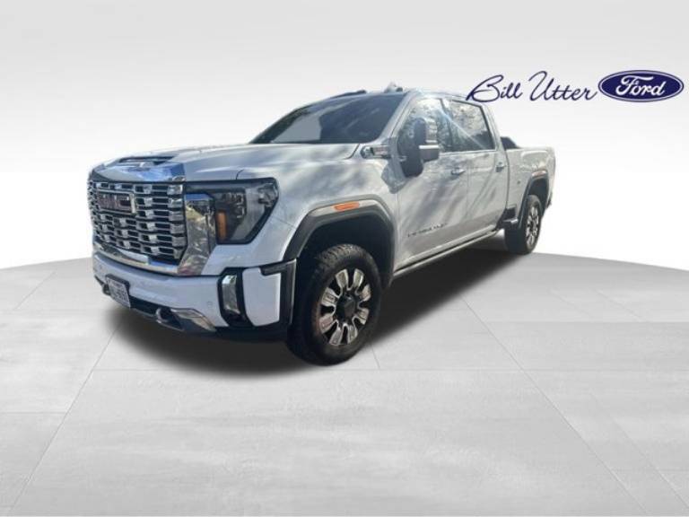 2025 GMC Sierra 2500HD Denali