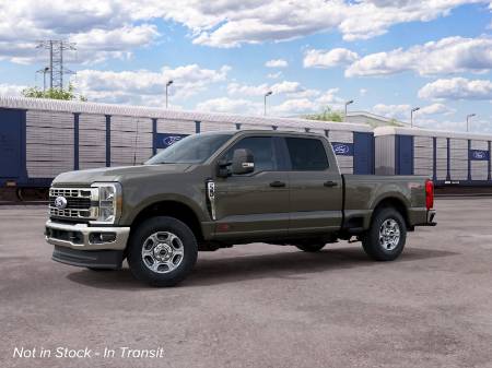 2027 Ford Super Duty F-350 SRW XLT