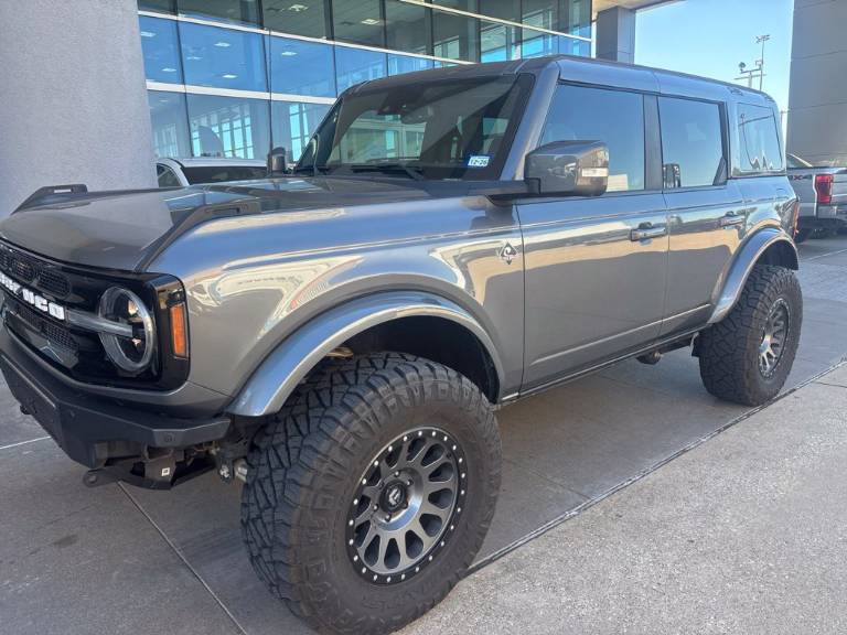 2023 Ford Bronco Outer Banks