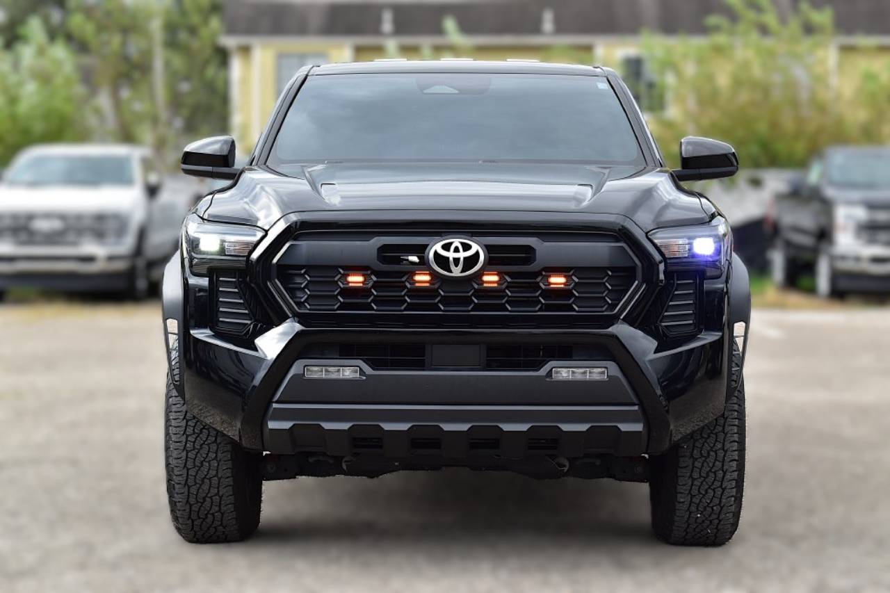 Certified 2024 Toyota Tacoma SR5 with VIN 3TYLB5JN7RT022140 for sale in Kansas City