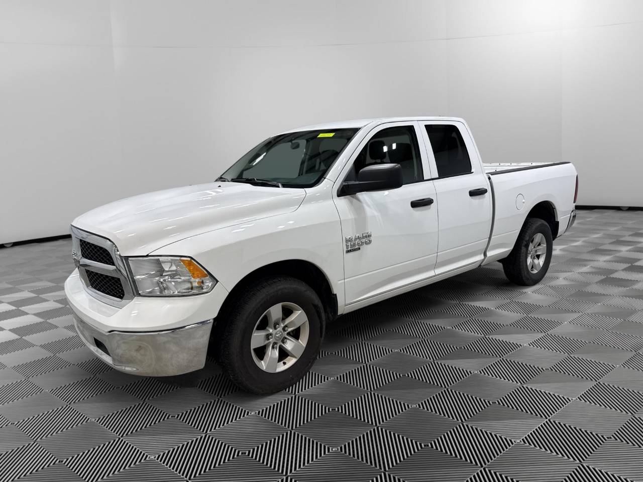 2024 RAM 1500 Classic SLT
