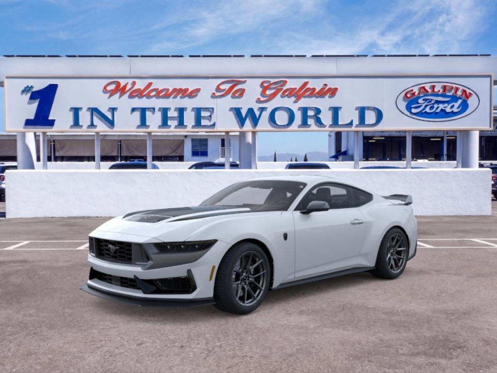 2026 Ford Mustang Dark Horse