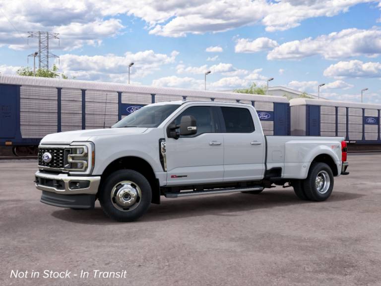 2027 Ford Super Duty F-350 DRW XLT