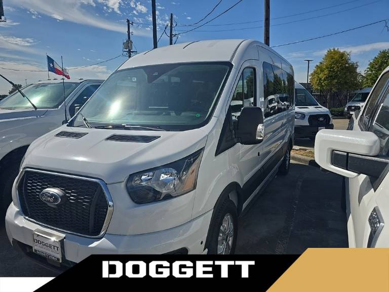 2025 Ford Transit Passenger Wagon XLT