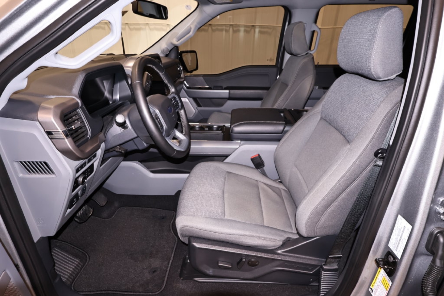 2024 Ford F-150 XLT - Photo 13