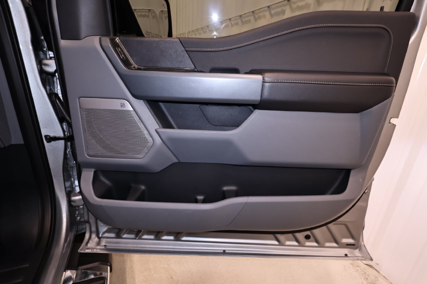 2024 Ford F-150 XLT - Photo 17