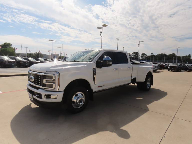 2024 Ford Super Duty F-350 DRW Limited 4WD Crew Cab 8' Box