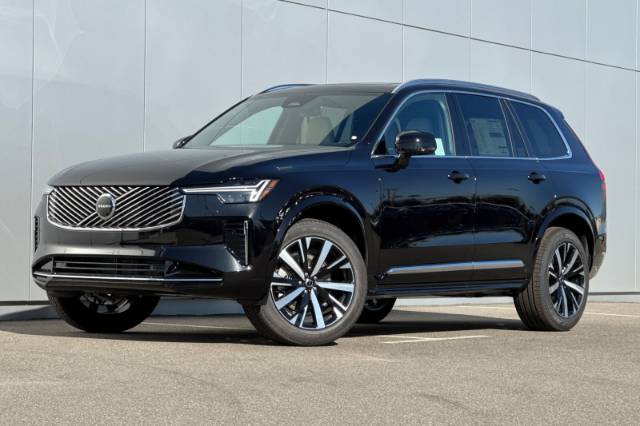 2027 Volvo XC90 B5 Core