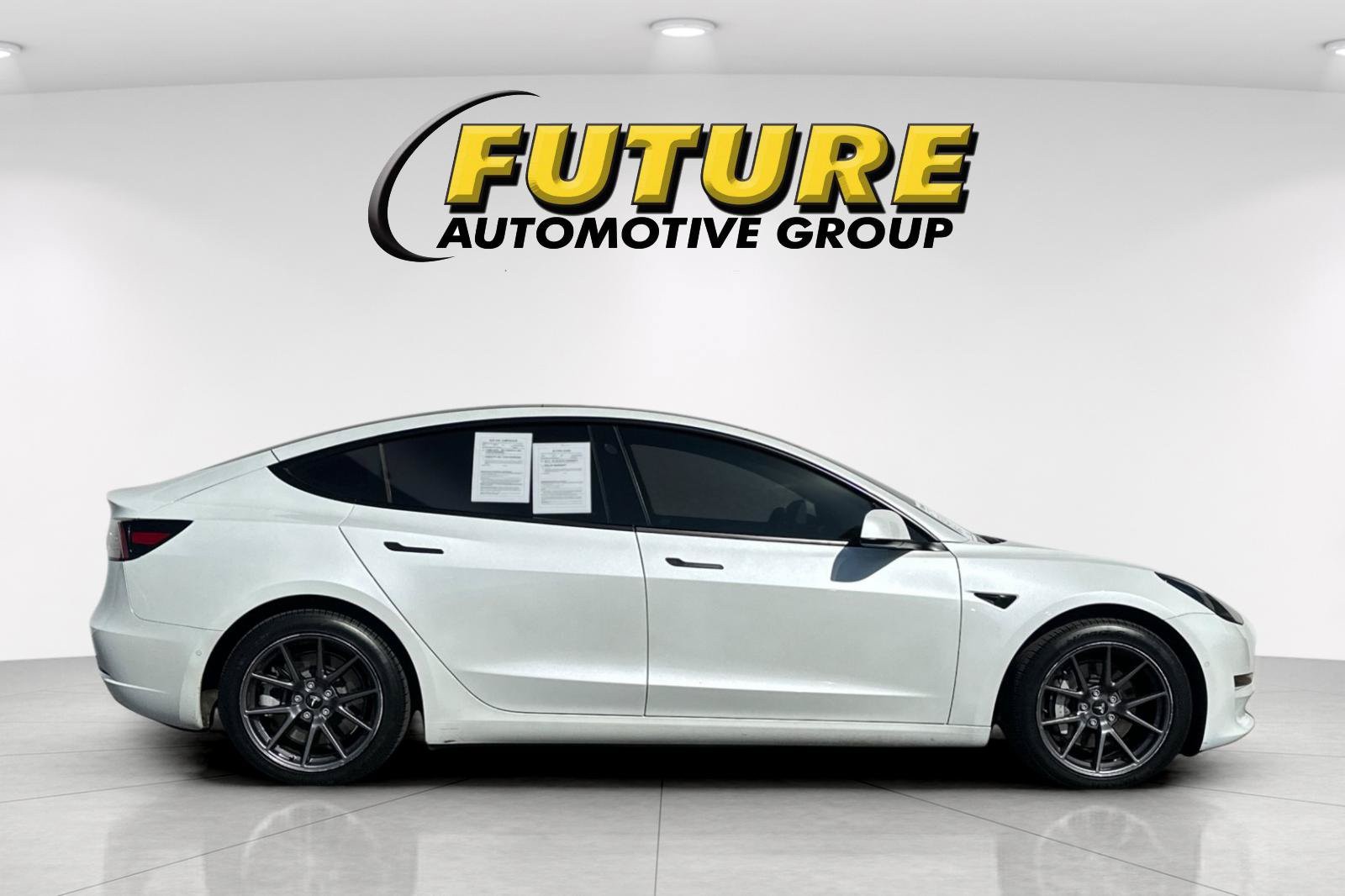 Used 2021 Tesla Model 3 Base with VIN 5YJ3E1EA7MF073217 for sale in Clovis, CA