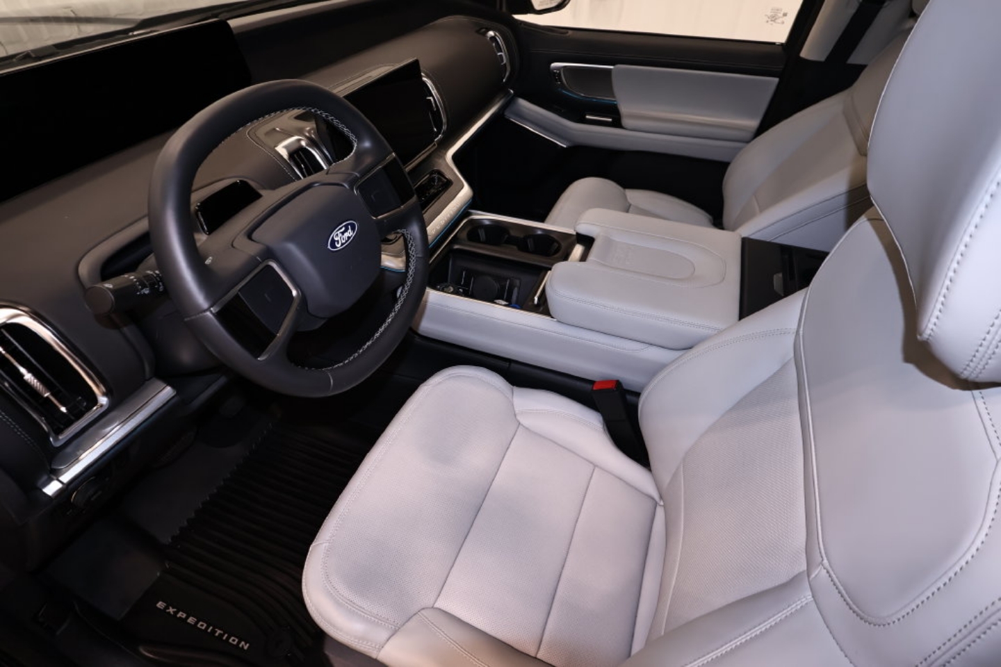 2027 Ford Expedition Platinum - Photo 41