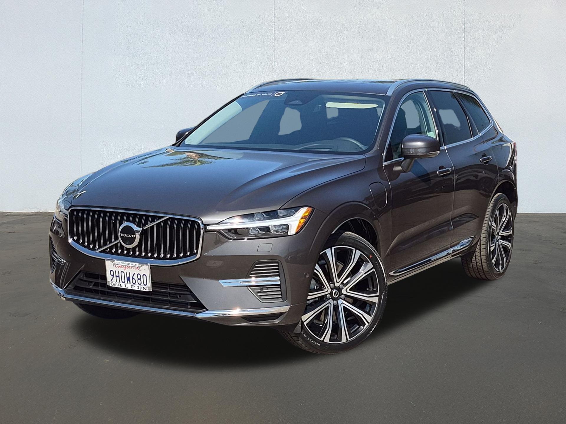 Used 2023 Volvo XC60 Recharge Plug-In Hybrid T8 Ultimate Bright Theme