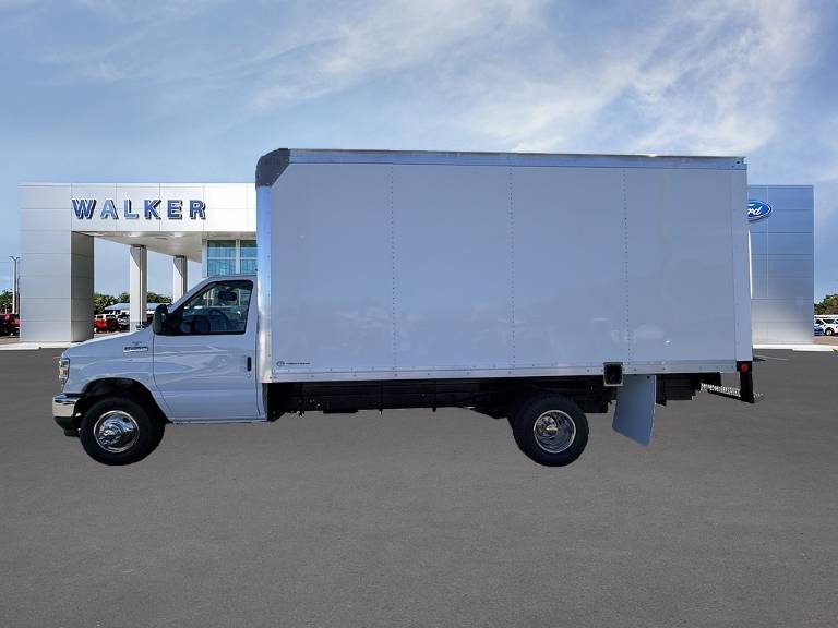 2027 Ford E-Series Cutaway E-450 DRW Rockport 16' CargoPort