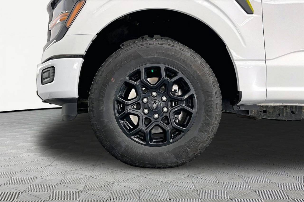 2025 Ford F-150 STX - Photo 9