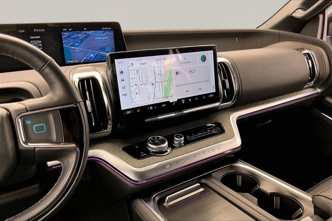 2025 Ford Expedition Tremor - Photo 6